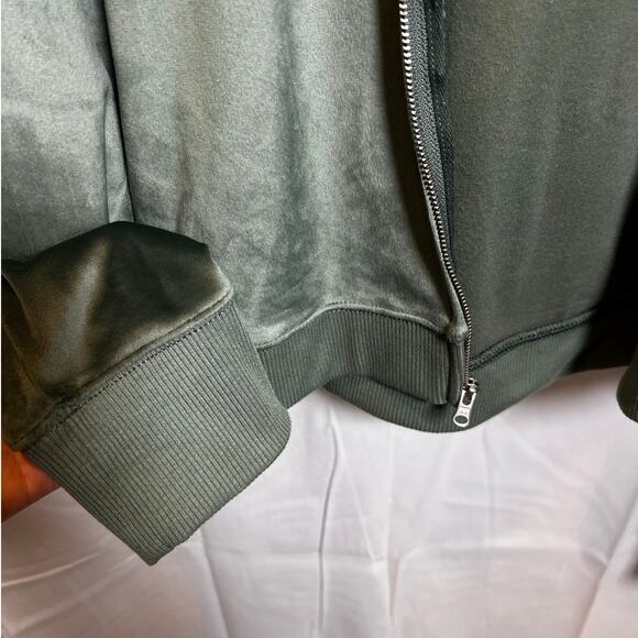 Aerie Dreamy Velour Cropped Hoodie Full Zip Green XL - Picture 3 of 8